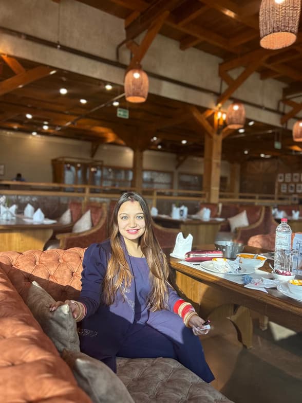 Profile photo of Srishti, Chemistry tutor at Wiingy 