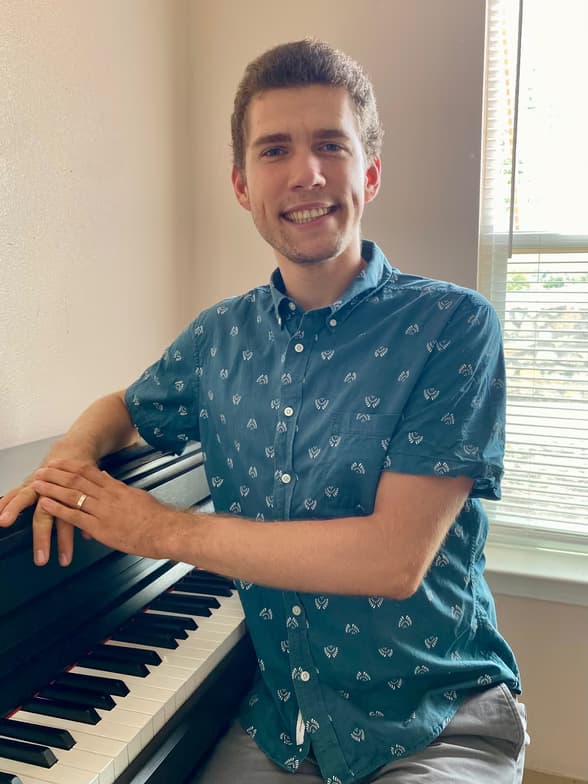 Profile photo of Pavlo, Piano tutor at Wiingy