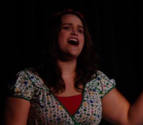 Profile photo of Sabra, Singing tutor at Wiingy 