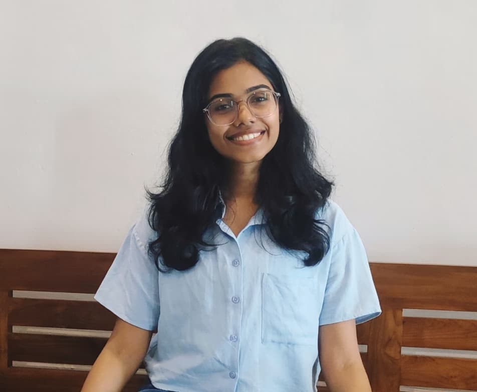 Profile photo of Gopika, Physics tutor at Wiingy 