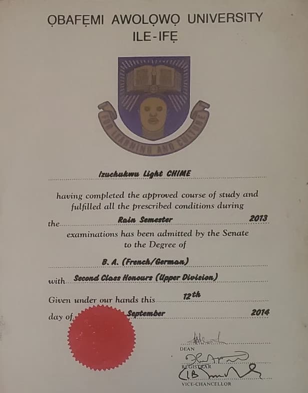 Verified degree or teaching certification of Light 