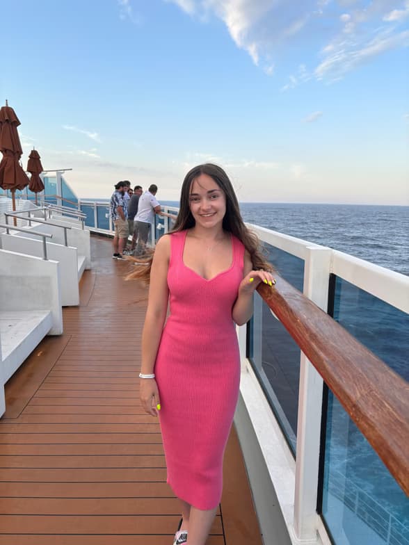 Travel snapshot of Lindsay  during a trip 