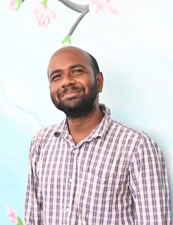 Profile photo of Madhan, Physics tutor at Wiingy 