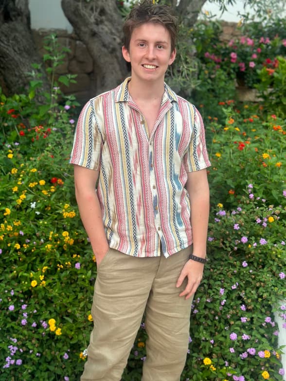 Profile photo of James, Piano tutor at Wiingy 