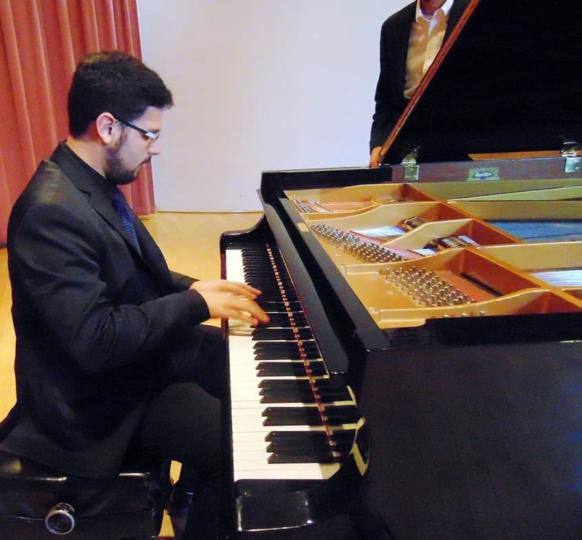 Casual photos of Jose, Wiingy tutor 