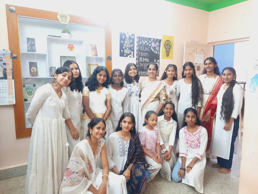 Casual photos of Alaina, Wiingy tutor 