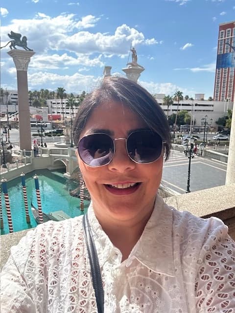 Travel snapshot of Sharareh during a trip 