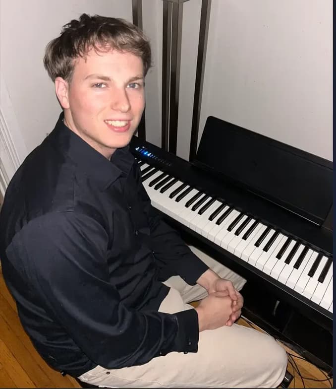 Profile photo of Stephen, Piano tutor at Wiingy 