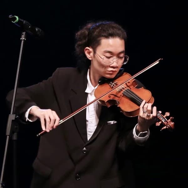 Profile photo of Stan, Violin tutor at Wiingy 