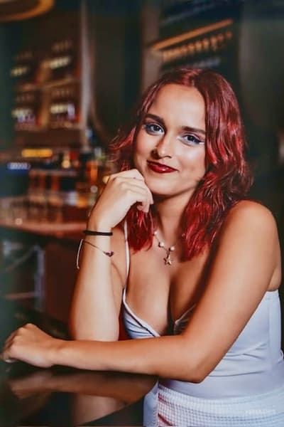 Profile photo of Bea, Piano tutor at Wiingy 