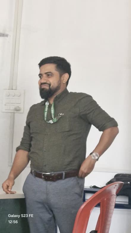 Profile photo of Khaled, Mathematics tutor at Wiingy 