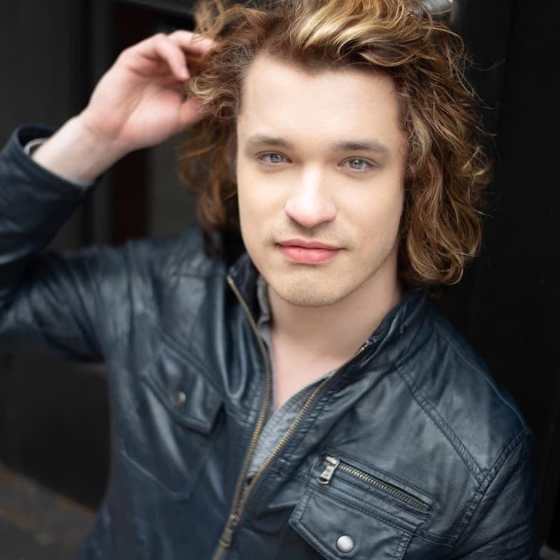 Profile photo of Brandon, Singing tutor at Wiingy