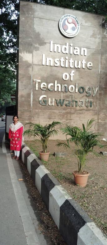 Profile photo of Snigdha , Chemistry tutor at Wiingy 