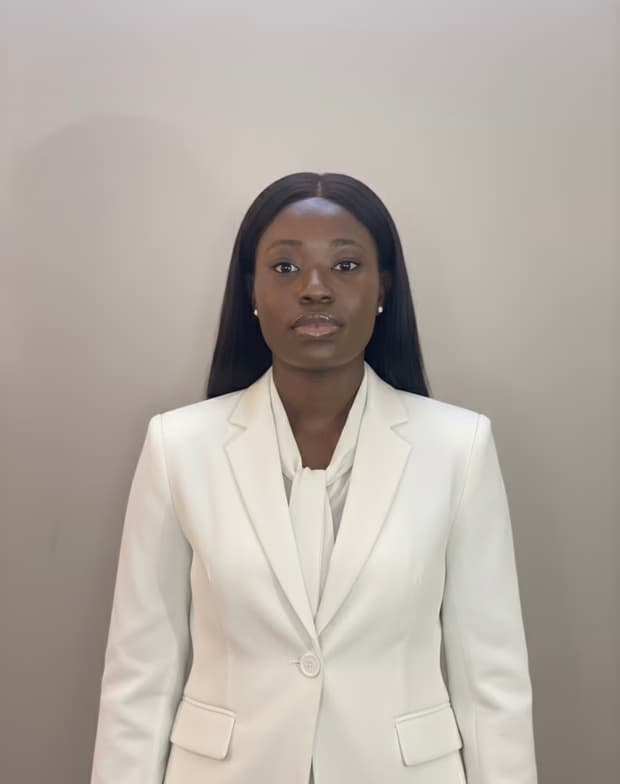 Profile photo of Esther, English tutor at Wiingy