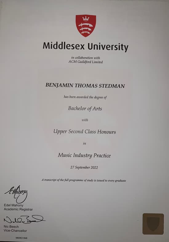 Verified degree or teaching certification of Benjamin 