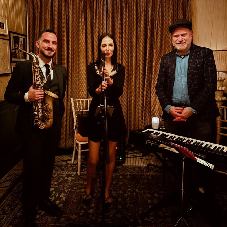 JO conducting a lesson