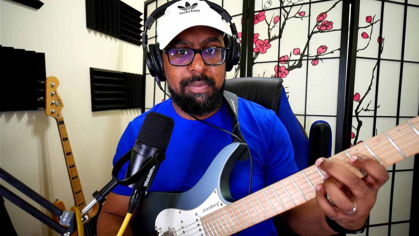 Profile photo of Chris, Guitar tutor at Wiingy 