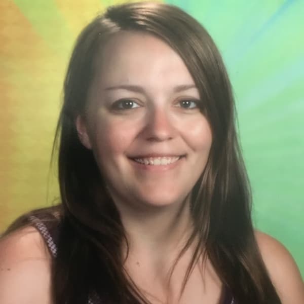 Profile photo of Cindle, Guitar tutor at Wiingy 