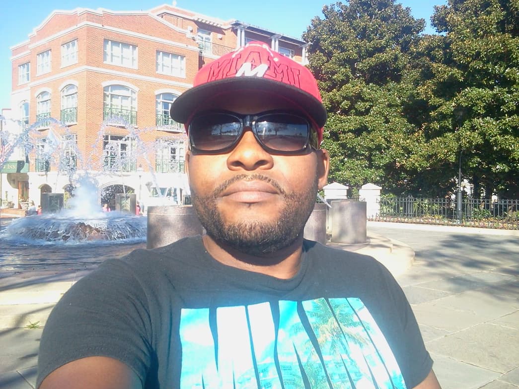 Sylvain Parfait  conducting a lesson 