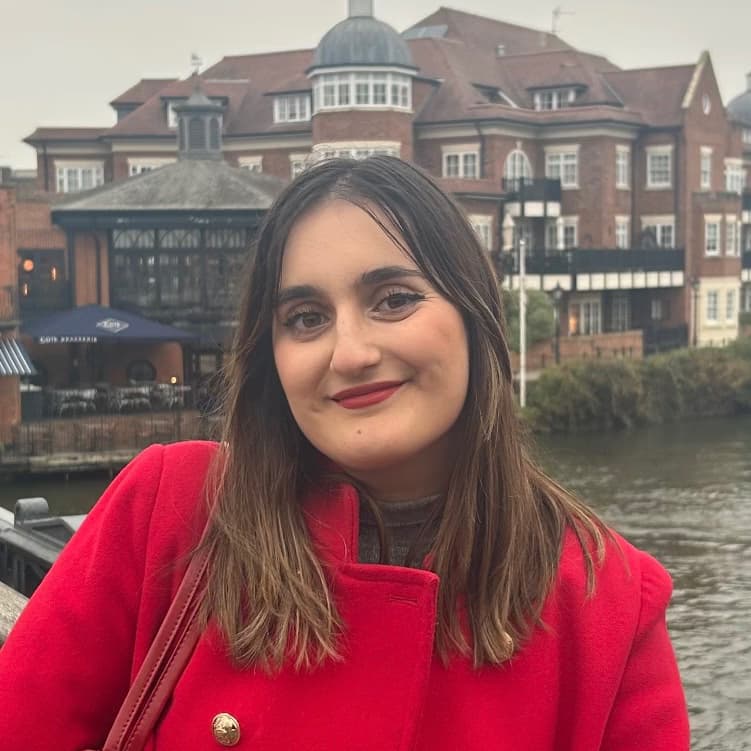 Profile photo of Ainhoa, English tutor at Wiingy 