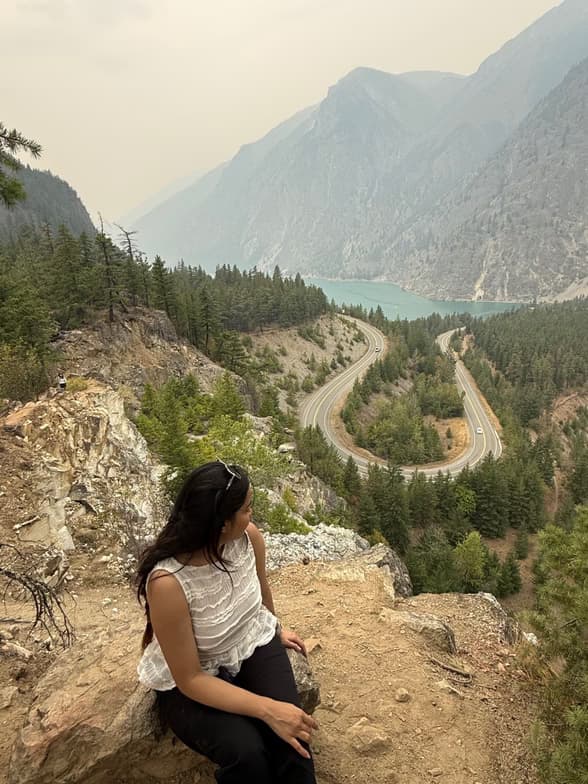 Travel snapshot of Rabea during a trip