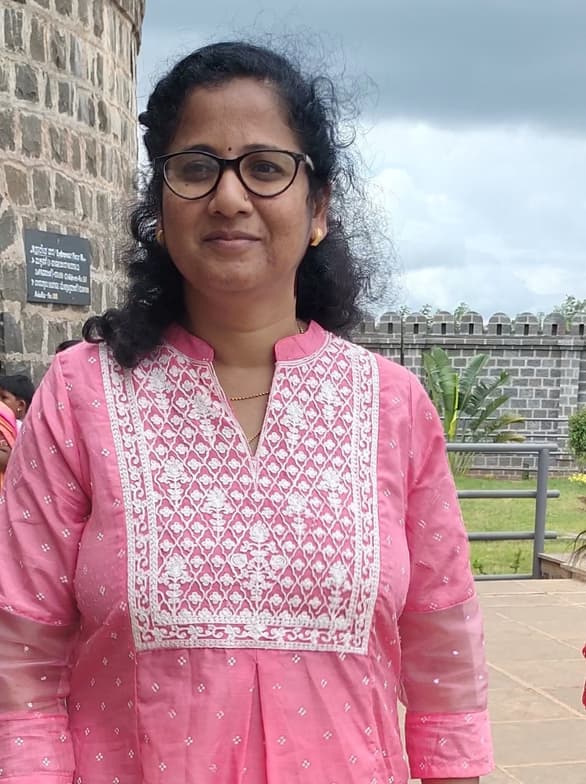 Profile photo of Rachana , Engineering tutor at Wiingy