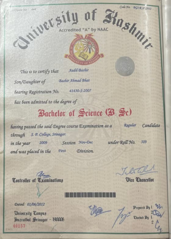 Verified degree or teaching certification of Aadil 