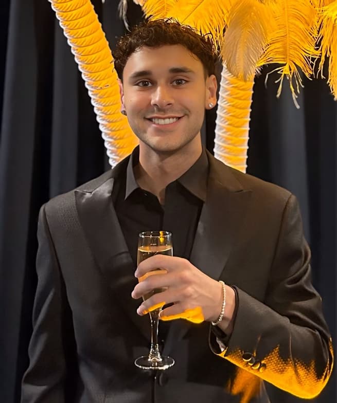 Profile photo of Kiran, Finance tutor at Wiingy 