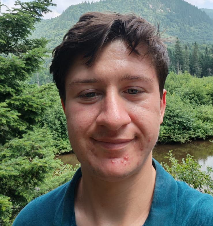 Profile photo of Louie, Games tutor at Wiingy 