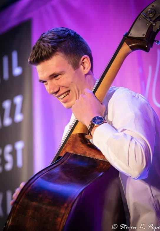 Profile photo of Ian, Singing tutor at Wiingy 