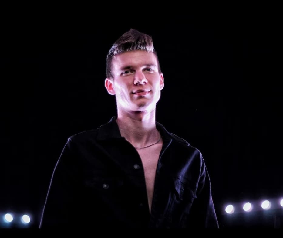 Profile photo of Ian, Singing tutor at Wiingy 