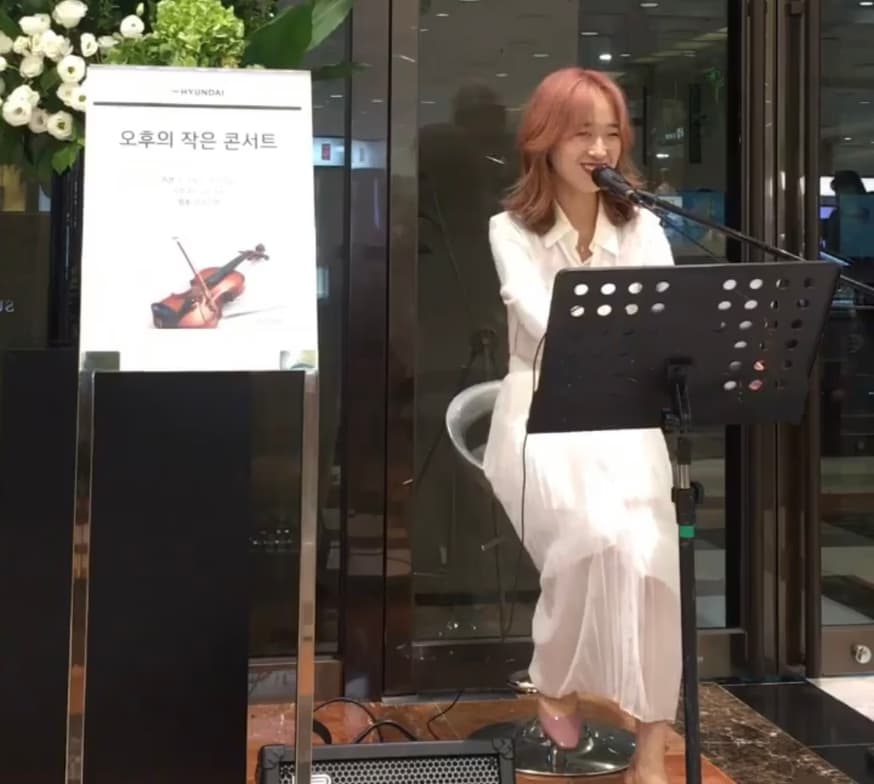 Profile photo of Leah, Singing tutor at Wiingy 