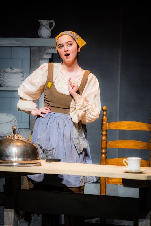 Profile photo of Emma, Singing tutor at Wiingy 