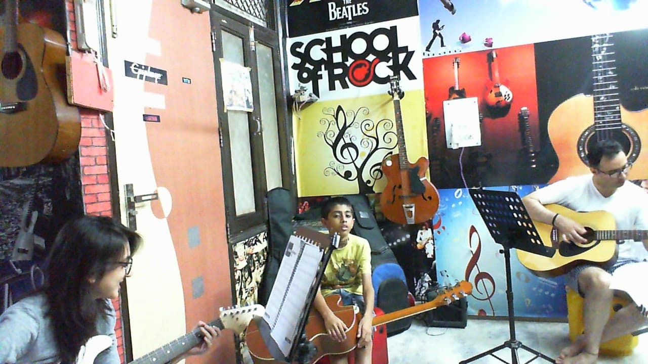 Suchait conducting a lesson 