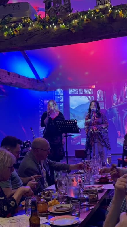 Profile photo of Emilie, Singing tutor at Wiingy