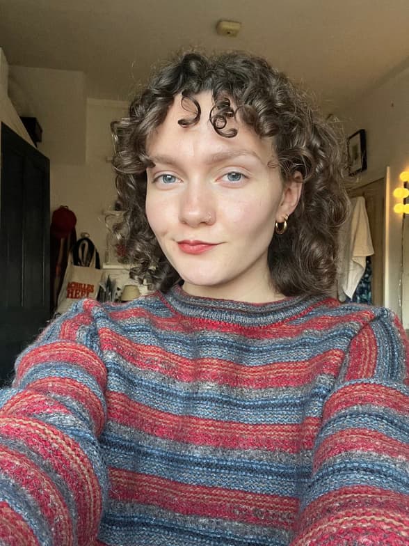 Profile photo of Caitlin, Singing tutor at Wiingy