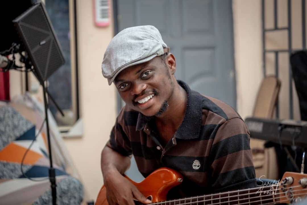 Casual photos of Joshua, Wiingy tutor 