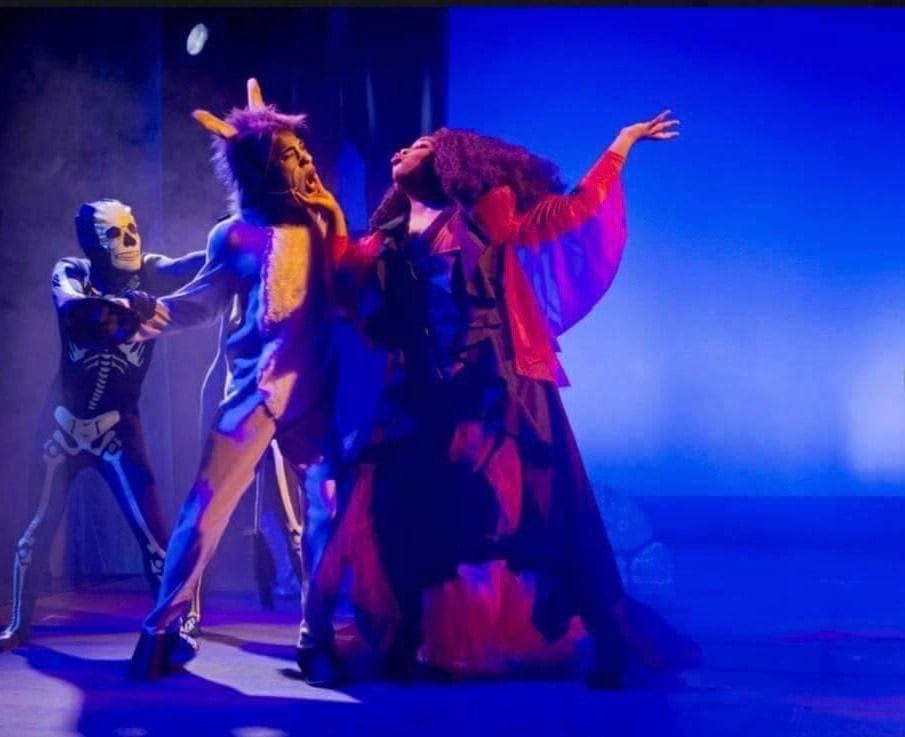 Digital pen-tab teaching notes by Chinasa  