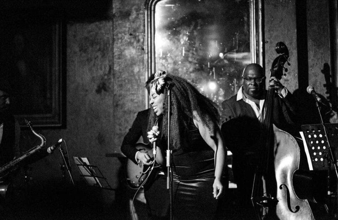 Digital pen-tab teaching notes by Chinasa  