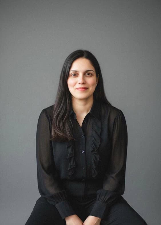 Profile photo of Anuja, English tutor at Wiingy 