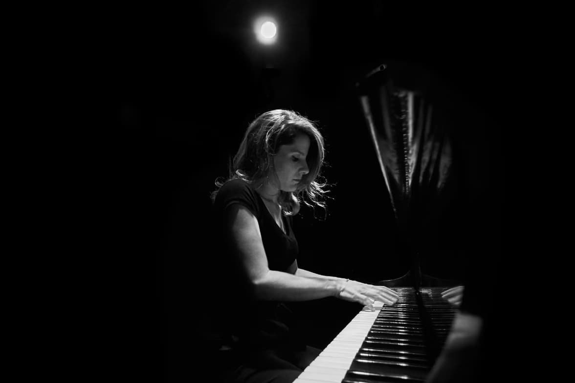 Profile photo of Martina, Singing tutor at Wiingy