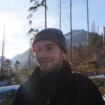 Profile photo of Nicholas, English tutor at Wiingy 