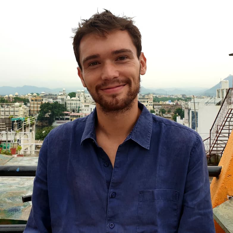 Profile photo of Nicholas, English tutor at Wiingy 