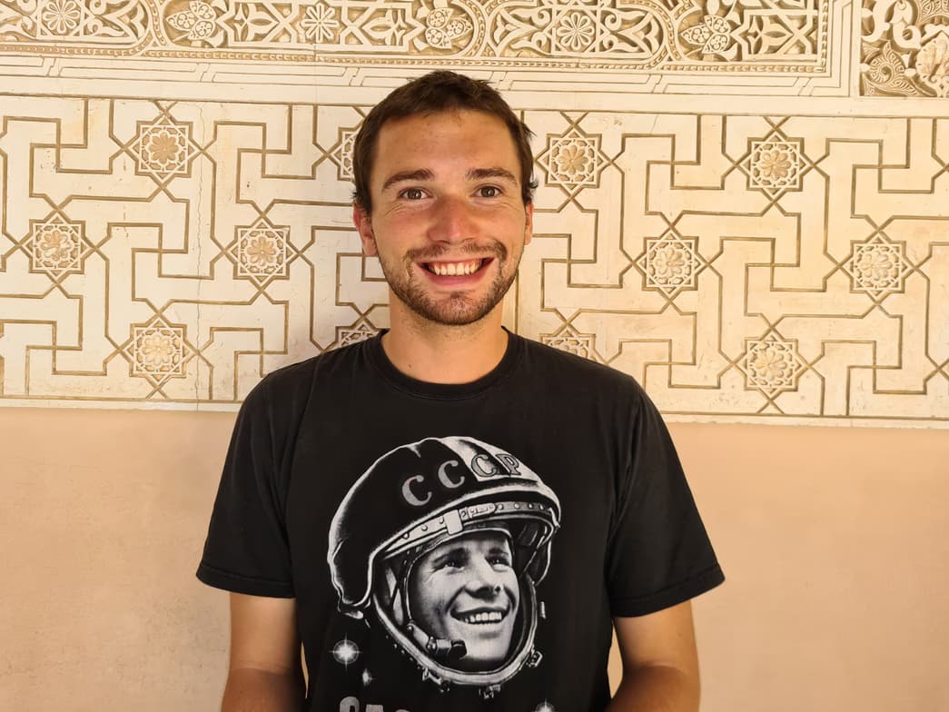 Profile photo of Nicholas, English tutor at Wiingy 