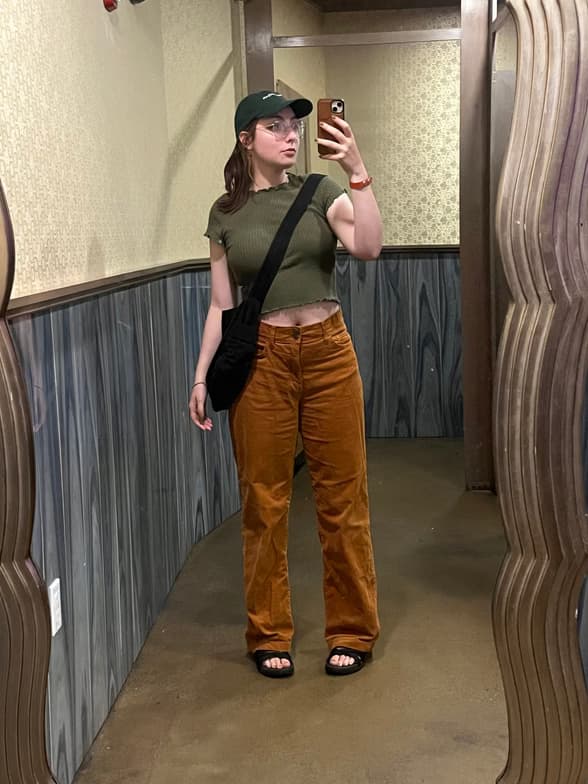 Profile photo of Lillian, Guitar tutor at Wiingy 