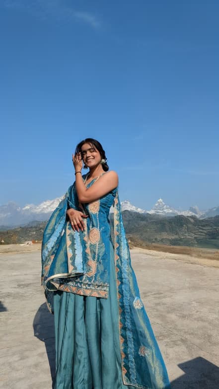 Travel snapshot of Kirti during a trip 