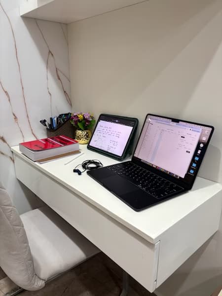 Teaching setup of Bhumika for private tutoring 