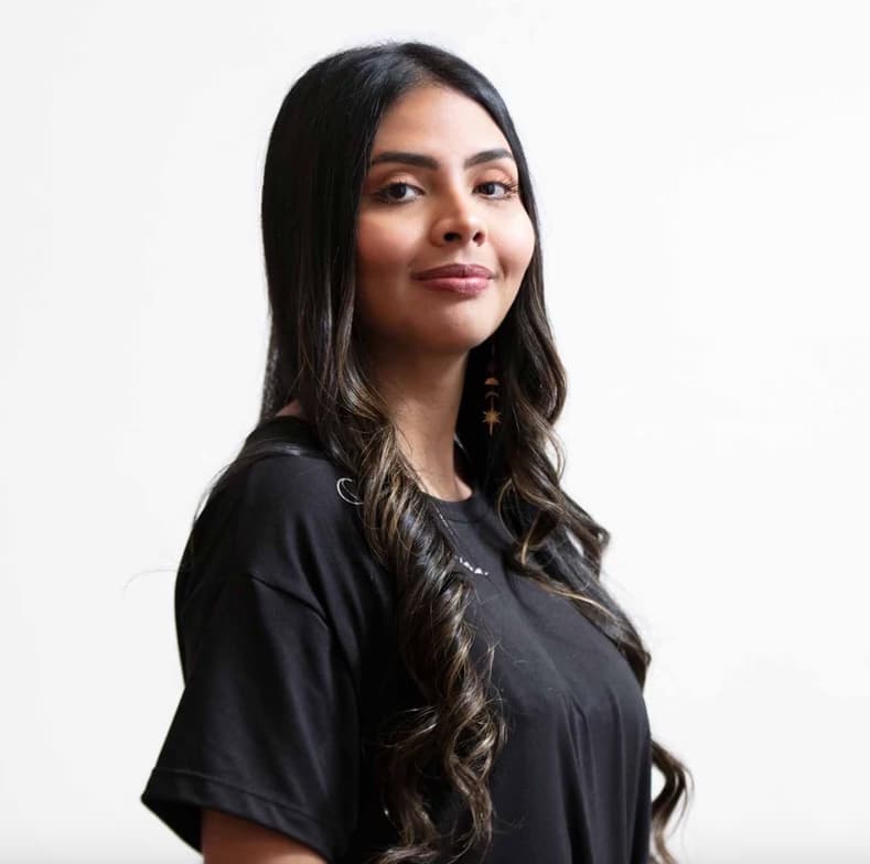 Profile photo of Laura, Singing tutor at Wiingy 