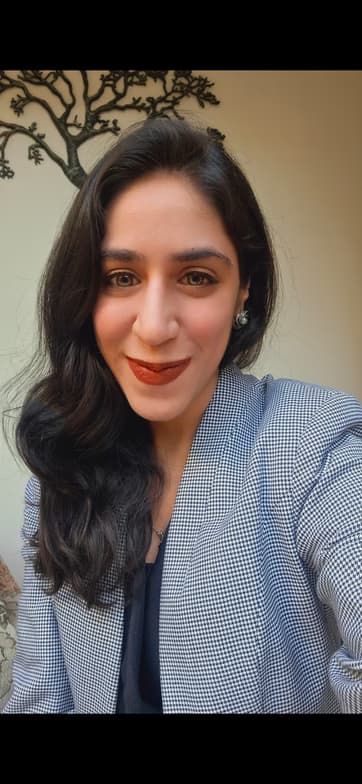 Profile photo of Bhakti, Economics tutor at Wiingy 