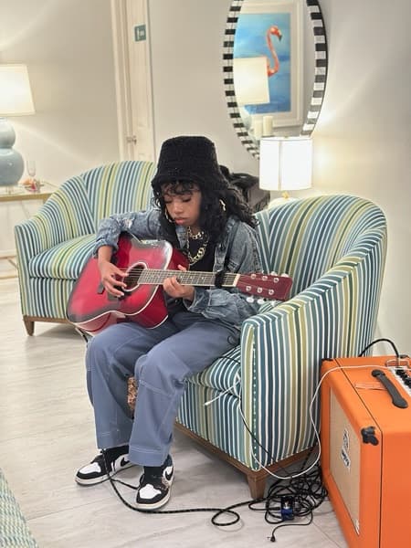 Xiomara graduated from Sunshine Heights High School